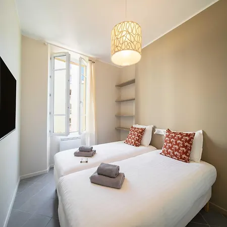 Quiet And Luxurious - Center Apartament *